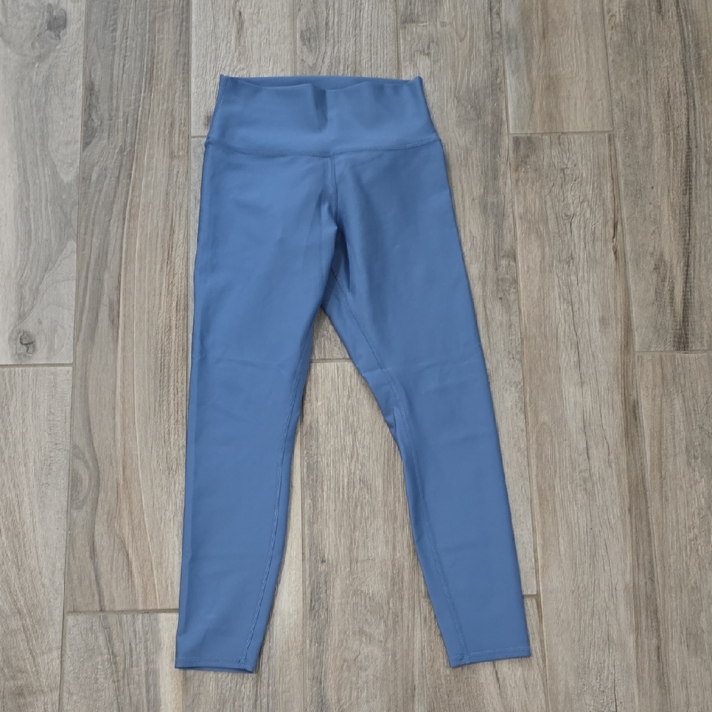 Alo Leggings